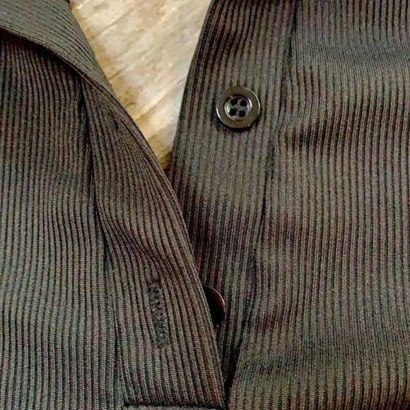 Shein black collared halter top front buttons ribbed material size x small - Picture 3 of 7